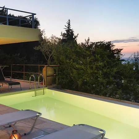 Geromonachos Sleeps 14 With Pool Air Con And Wifi * Ieromonachos