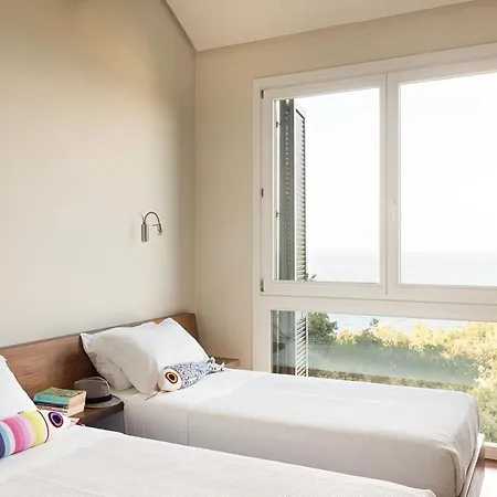 Geromonachos Sleeps 14 With Pool Air Con And Wifi *