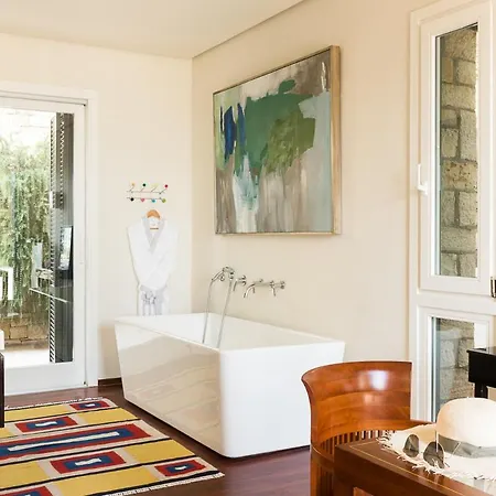 Geromonachos Sleeps 14 With Pool Air Con And Wifi Вилла Ieromonachos